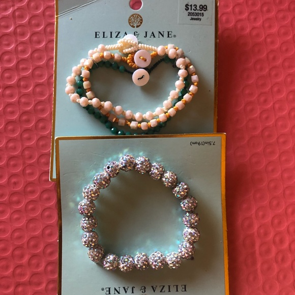 2 Bracelets - Picture 1 of 6